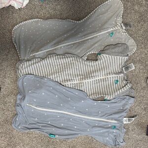 Love to Dream Baby Swaddle Sack in Soft Gray with White Prints